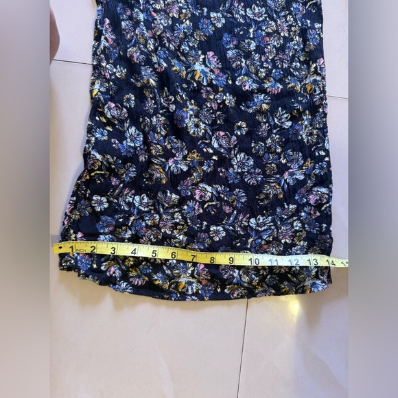 Floral Wide-Leg Pants with Yellow Trim MUDD STRAPPLES BLACK FLORAL JUMPSUIT - Picture 13 of 16